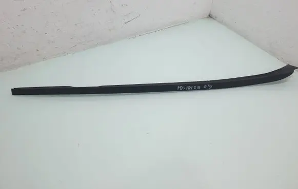 Seat Ibiza IV (6J,6P) Windshield trim 6J0854320A