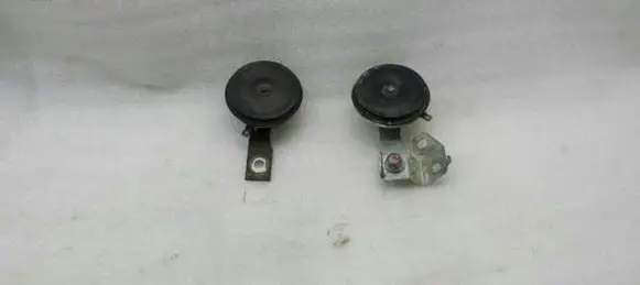Mitsubishi Lancer X Horn signal 8211A001 8211A002