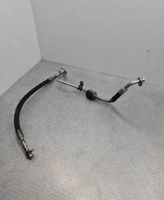 Renault Clio III Air conditioning (A/C) pipe/hose 8200521903