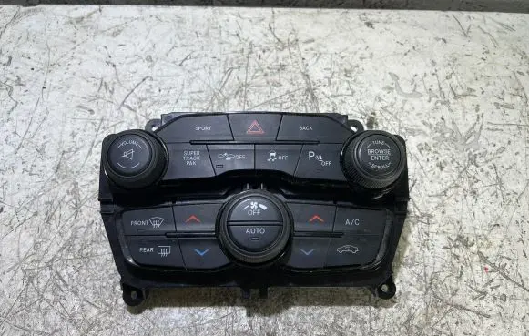 Dodge Challenger Climate control unit P68188879AB 7302018 52100002