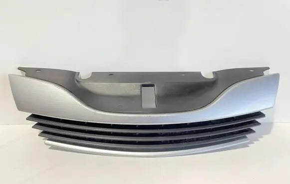 Renault Laguna II Front bumper upper radiator grill 8200012581