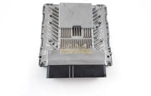 Audi A4 S4 B8 8K Engine control unit/module 8K0907551 5WP46405