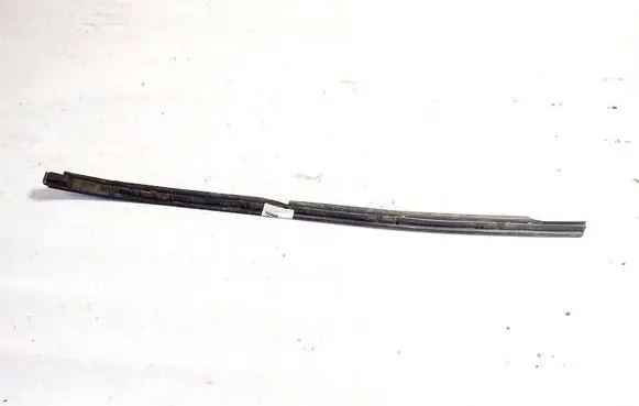 Jeep Patriot Front door glass trim molding 