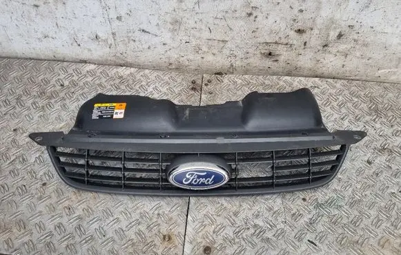 Ford Focus Front bumper upper radiator grill 8M518200BD 8M518200