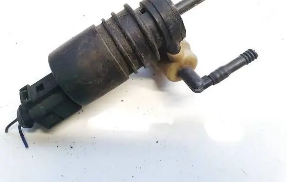 Volkswagen Touran I Windscreen/windshield washer pump 1t0955651a 3028143