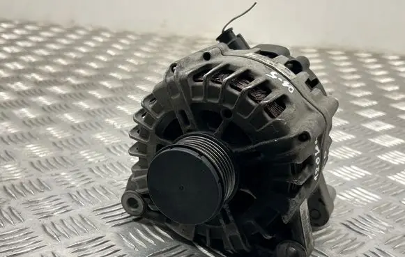 Citroen DS5 Generator/alternator FG18S095