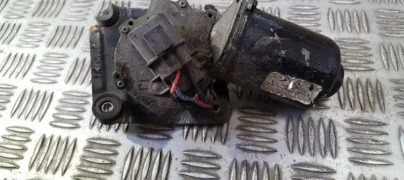 Nissan Primera Wiper motor 288102F900