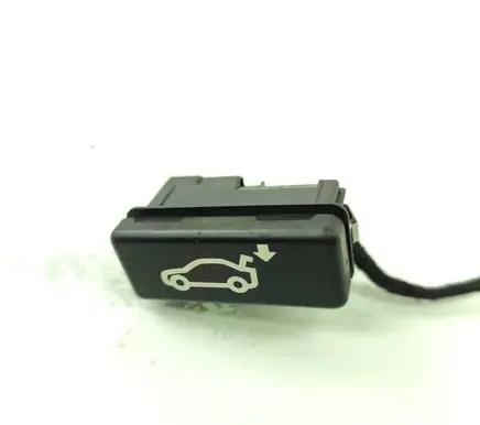 BMW X5 E70 Tailgate/boot open switch button 8375580