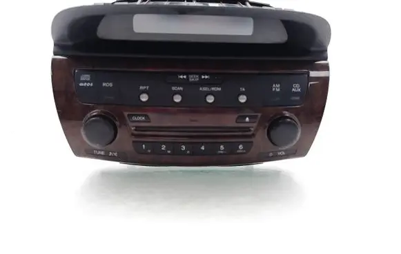 Radio / CD-Player / DVD-Player / Navigation