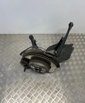 BMW X3 G01 Rear wheel hub spindle/knuckle 