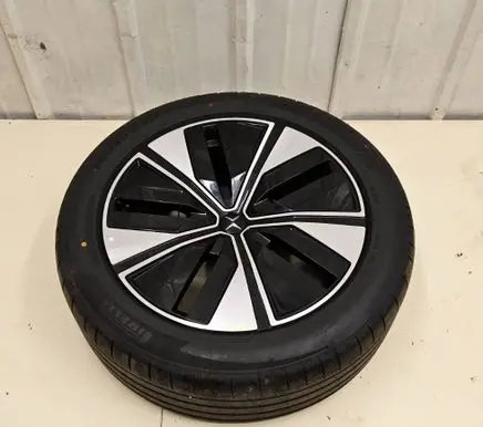 Polestar 4 R20 alloy rim 80012653