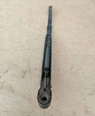 Ford Focus Rear wiper blade arm 7526AA
