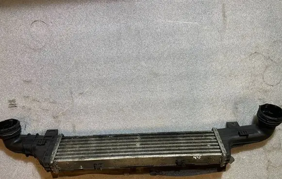 Mercedes-Benz E W210 Intercooler radiator A2105002000 2105002000