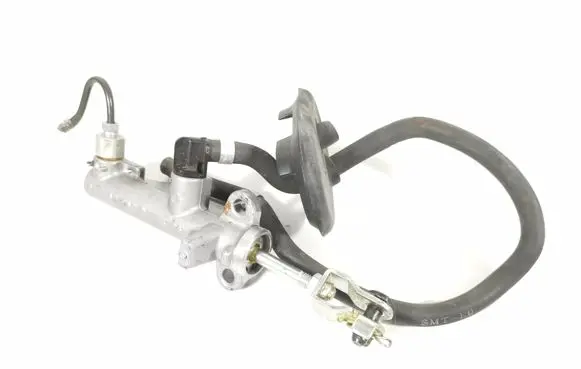 Honda Civic Clutch master cylinder 46925-SMG-305