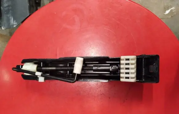 BMW 5 E39 Lift Jack 10960401