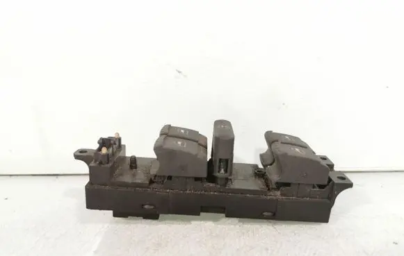 Volkswagen PASSAT B5.5 Electric window control switch 1J4959857B