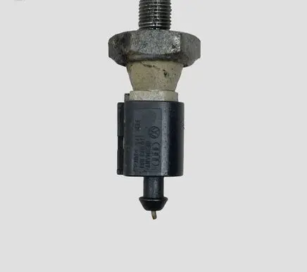 Audi Q7 4L Oil pressure sensor 1J0973081