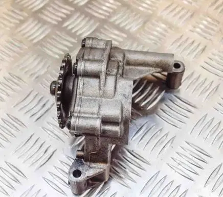 Audi A3 S3 8P Oil pump 03G11510503815121A