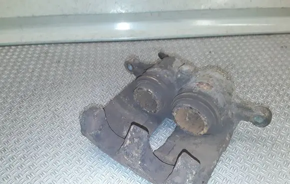 Renault Trafic II (X83) Front brake caliper 