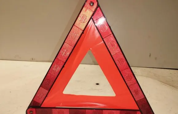 Mazda 6 Emergency warning sign 