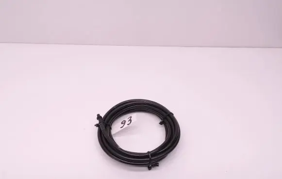 Volvo C70 Convertible roof line/pipe/hose 