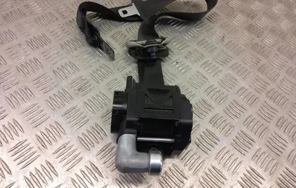 Chevrolet Captiva Front seatbelt 20teh34707
