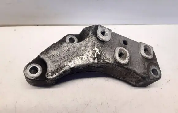 Seat Leon (1P) Gearbox mounting bracket 1K0199117