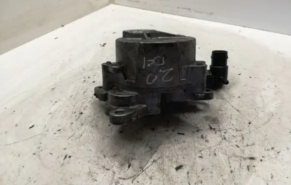 Renault Laguna III Vacuum pump