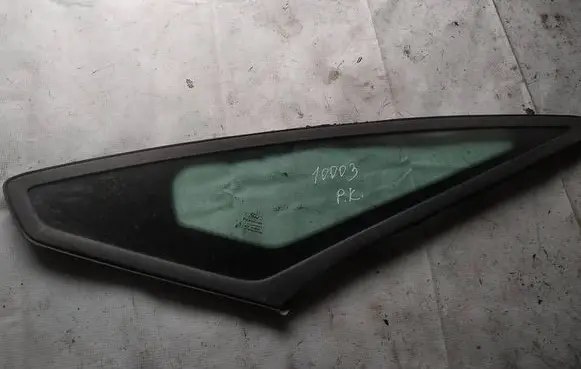 Ford S-MAX Front triangle window/glass as2