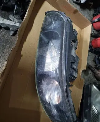 Volvo S60 Headlight/headlamp