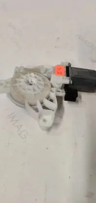 Mercedes-Benz GLC X253 C253 Front door window regulator motor A0009065806