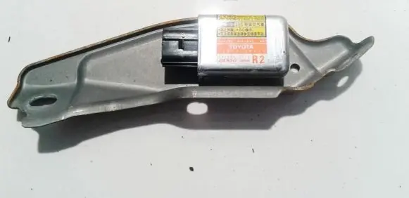 Lexus GS 300 350 430 450H Airbag deployment crash/impact sensor 8983330020 89833-30020