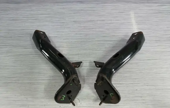 Mini One - Cooper R50 - 53 Front bumper shock/impact absorber 6757911 6757912 6753987