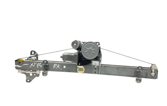 Nissan X-Trail T32 Front door window regulator with motor 807304CA0A