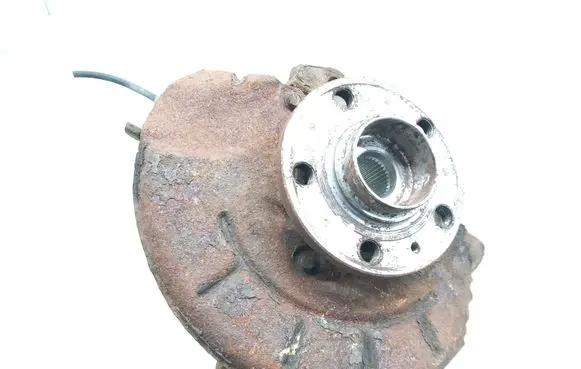 Skoda Roomster (5J) Front wheel hub spindle knuckle