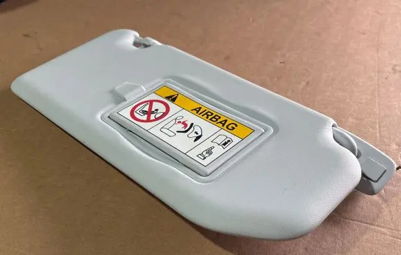 Peugeot 5008 II Sun visor