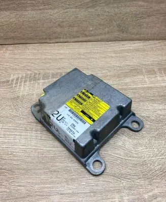 Toyota Avensis T250 Airbag control unit/module 8917005190 215955104
