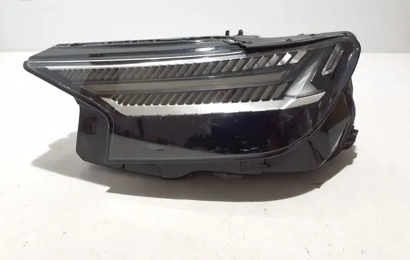 Audi Q4 Sportback e-tron Headlight/headlamp 