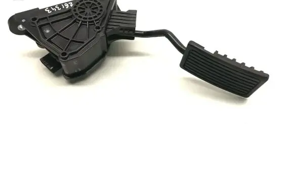 Honda CR-V Accelerator throttle pedal