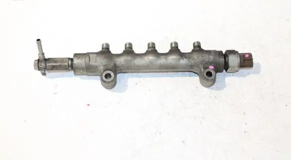 Subaru Forester SH Fuel main line pipe