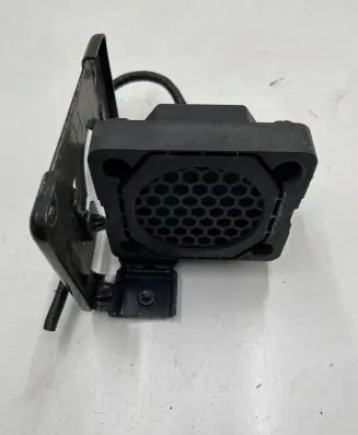 Nissan Leaf II (ZE1) Horn signal 281H35SN0A