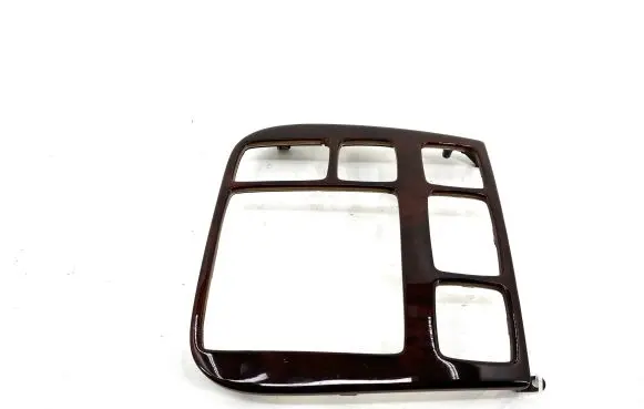Radio/GPS head unit trim
