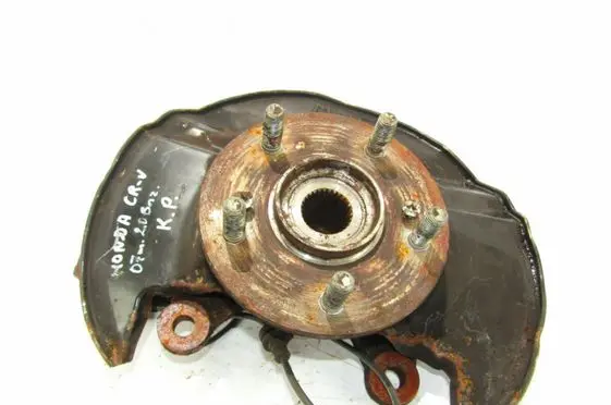 Honda CR-V Rear wheel hub
