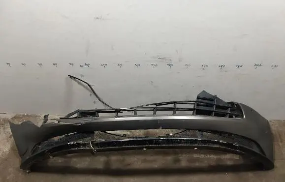 Aston Martin DB11 Front bumper HY538N337AC