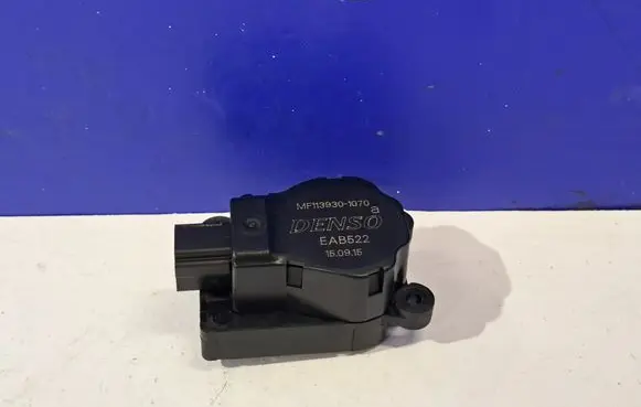 Jaguar F-Type A/C air flow flap actuator/motor MF1139301070