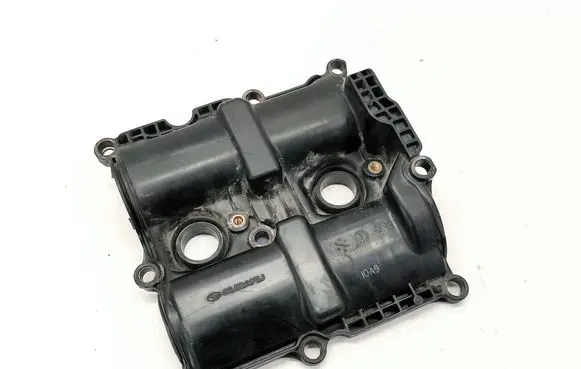 Subaru Impreza V Rocker cam cover 
