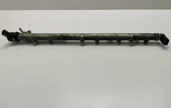 Fuel main line pipe