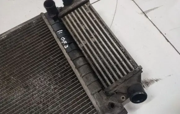 Opel Astra F Intercooler radiator 