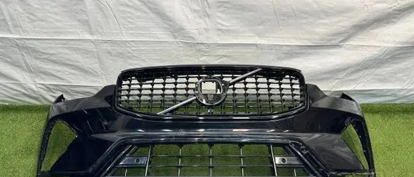 Volvo XC60 Front bumper 32296893