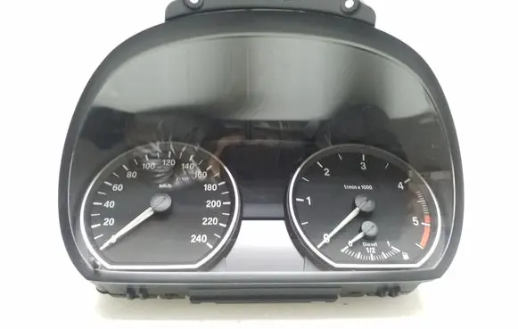 BMW 1 E81 E87 Speedometer (instrument cluster) 1024952 102495284